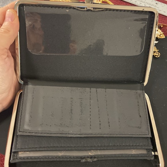 Montana west cross studded wallet 4.5" x 7.5" Guc - Picture 7 of 16